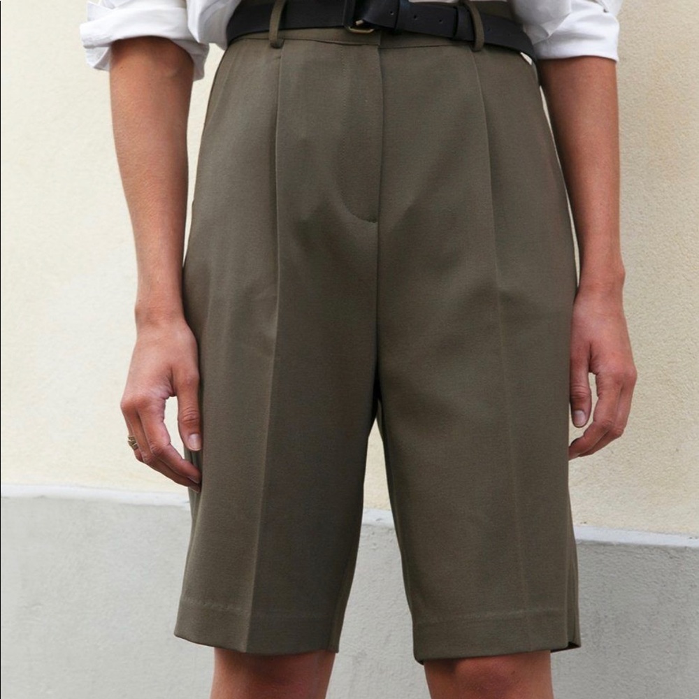 Frankie Shop Bermuda shorts